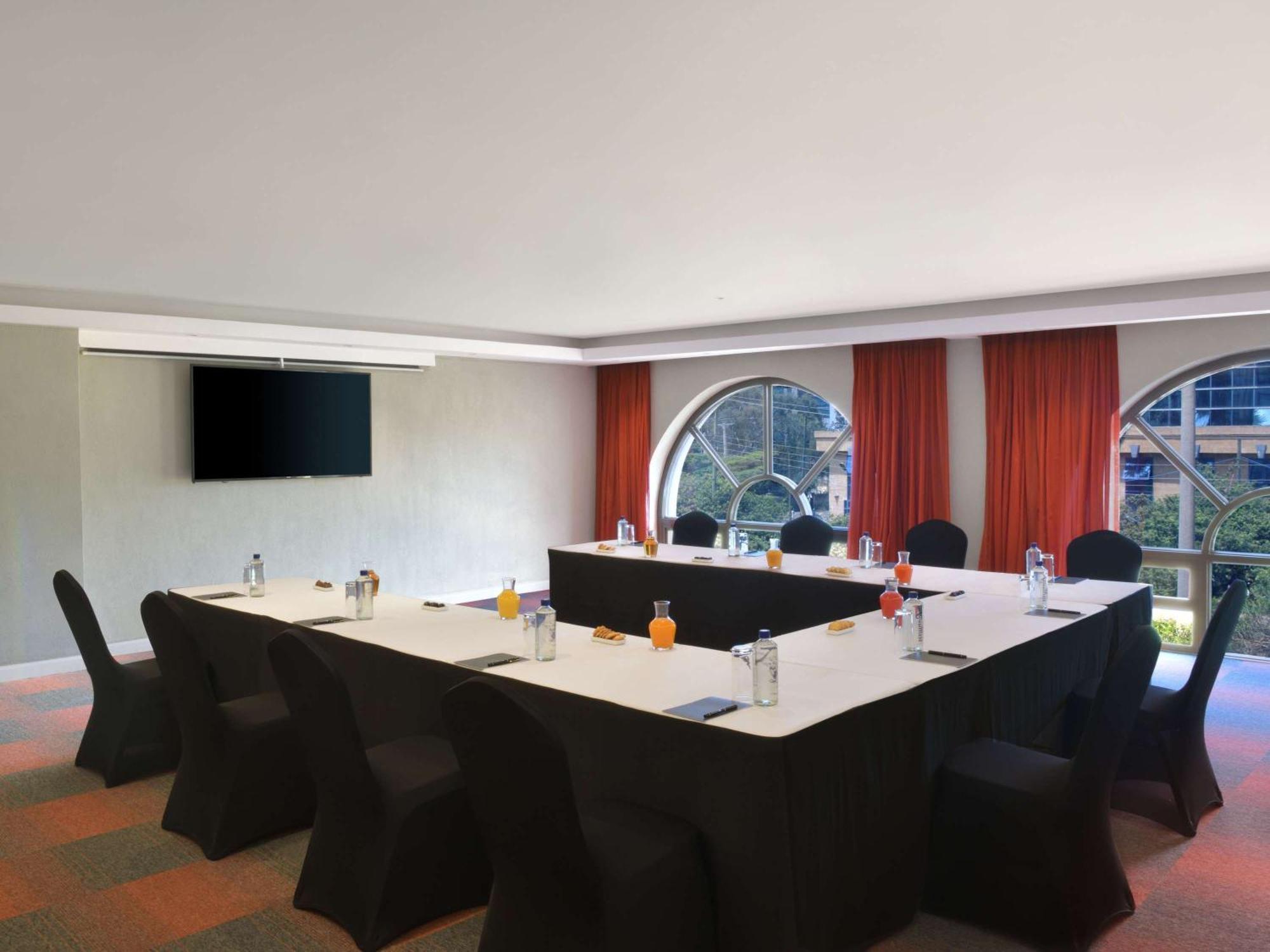 Hotel Pullman Nairobi Upper Hill Exterior foto